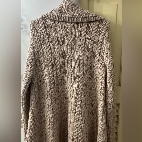 Inis Crafts Irish 100% Merino Wool Cable Knit Sweater - Picture 4 of 6